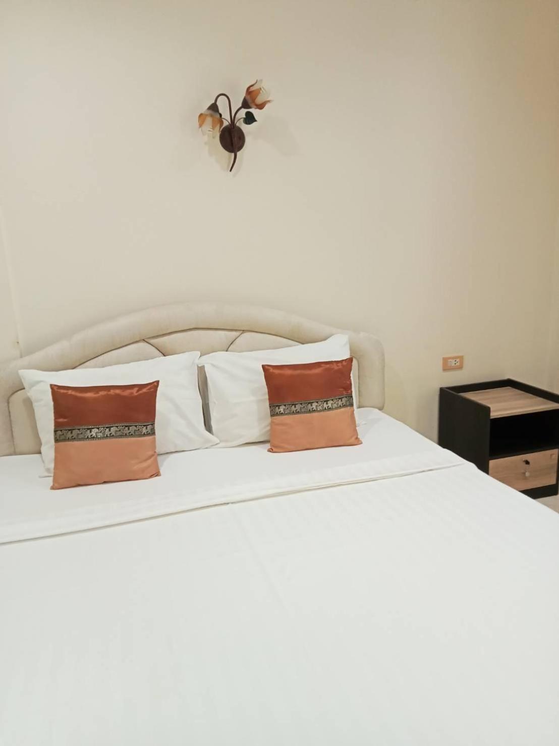 Wattana Bungalow Nai Yang Beach Kültér fotó