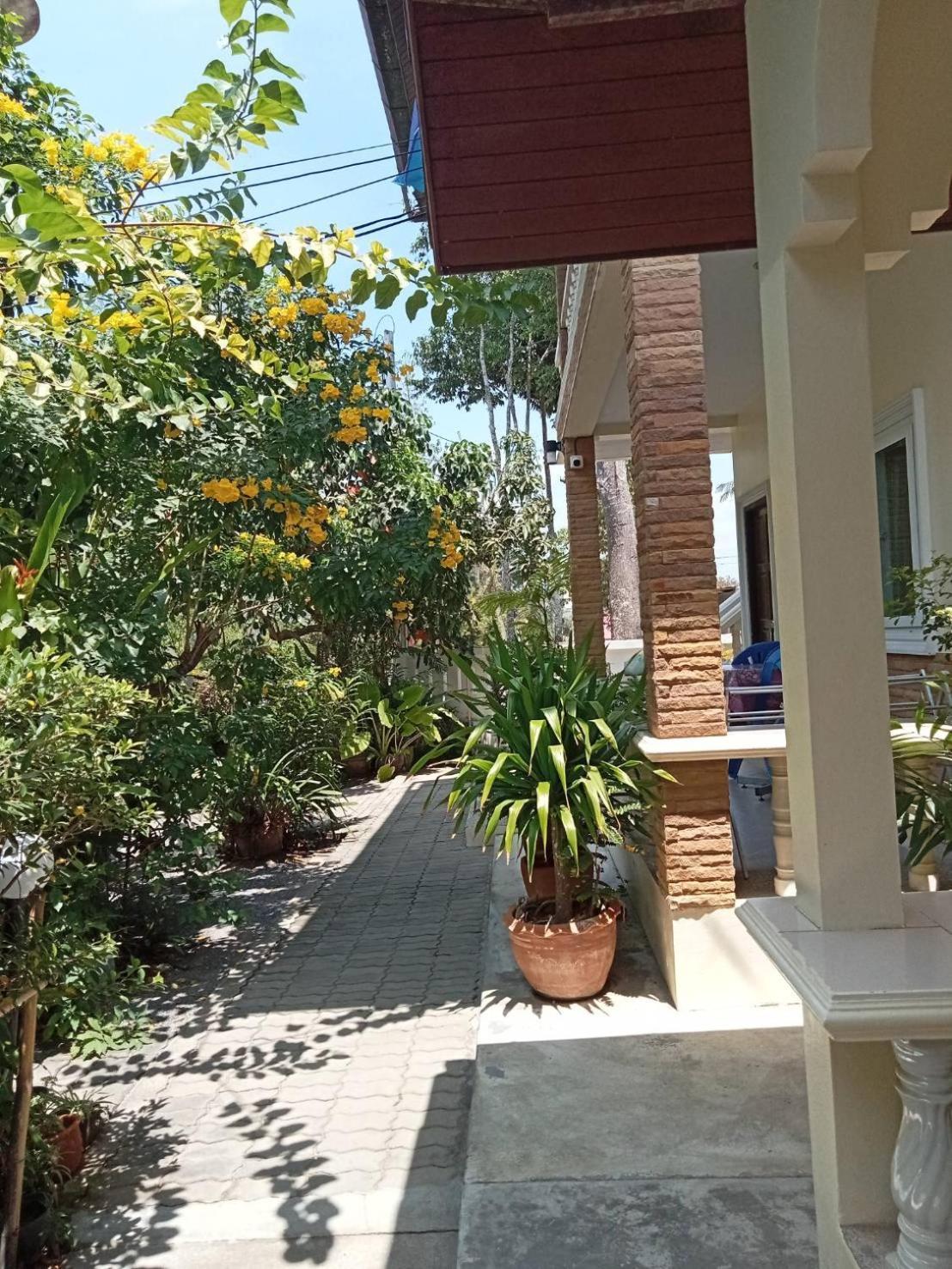 Wattana Bungalow Nai Yang Beach Kültér fotó